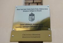 Тесла у мађарском уџбенику историје наведен као хрватски научник