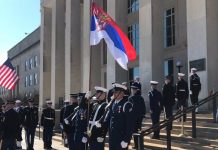 Заставе Србије и САД вијориле се заједно у Пентагону