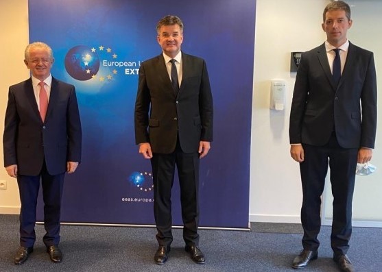 Lajčak i predstavnici Bgd i PR