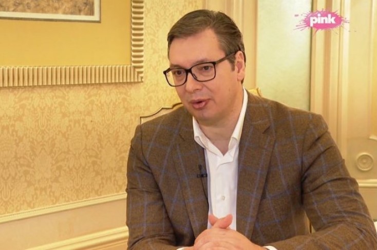 А Вучић Стигао у Абу Даби