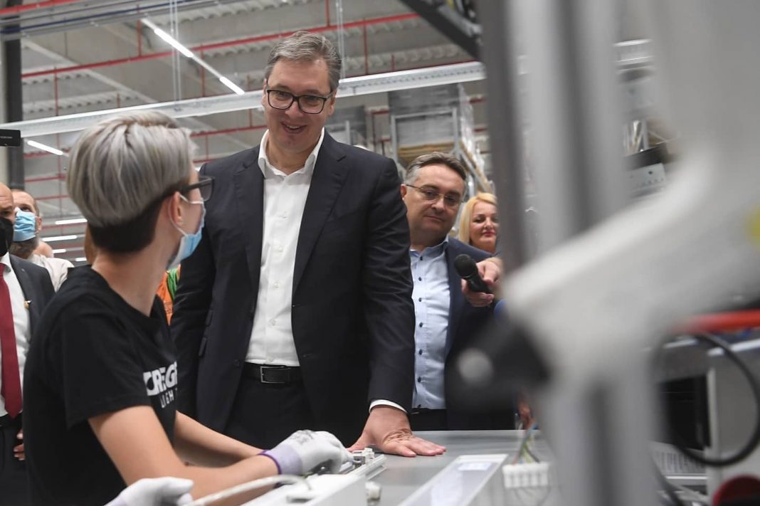 Вучић у Свилајнцу 01