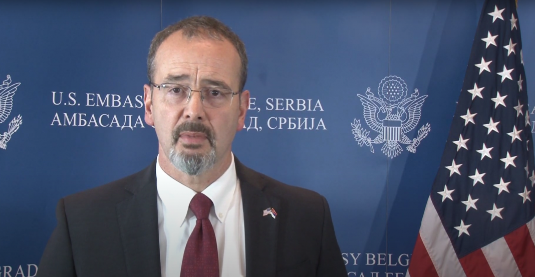 Ентони-Годфри-Амбасада-САД