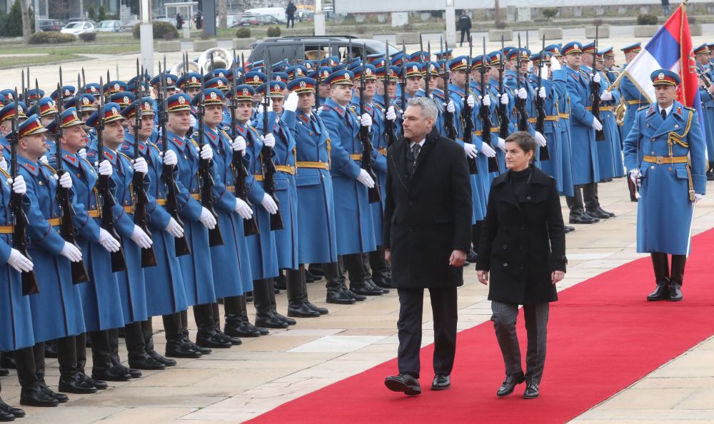 Брнабић дочекала Канцелара Аустрије