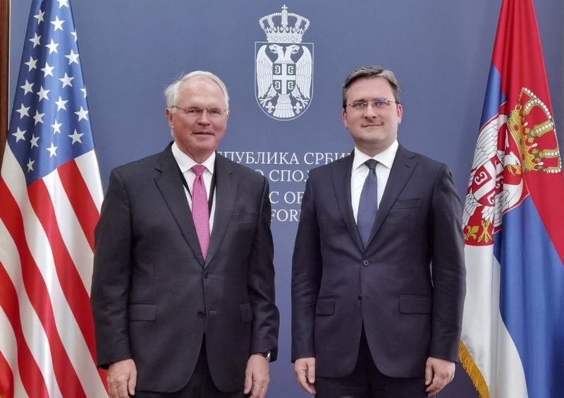 Селаковић и Хил